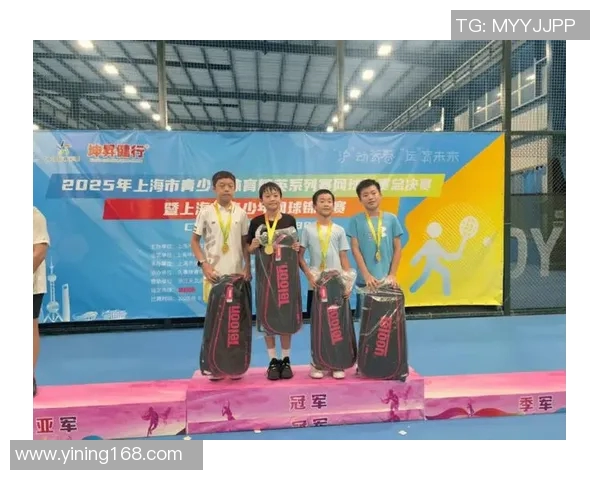 上海网球队以71分领跑邀请赛积分榜展现强劲实力与团队合作精神 上海网球队以71分领跑邀请赛积分榜展现强劲实力与团队合作精神